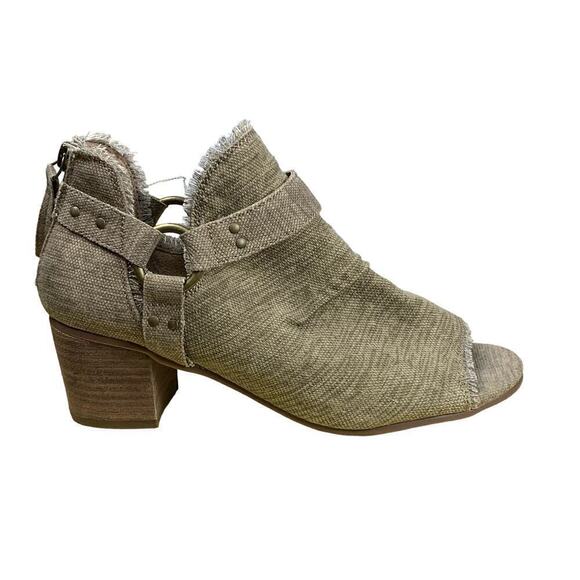 Very G Solange Taupe Peep Toe Frayed Canvas Booties  - Size 7 - Picture 1 of 9